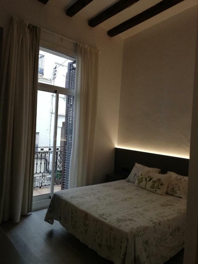 Hostal Parellades Sitges Extérieur photo