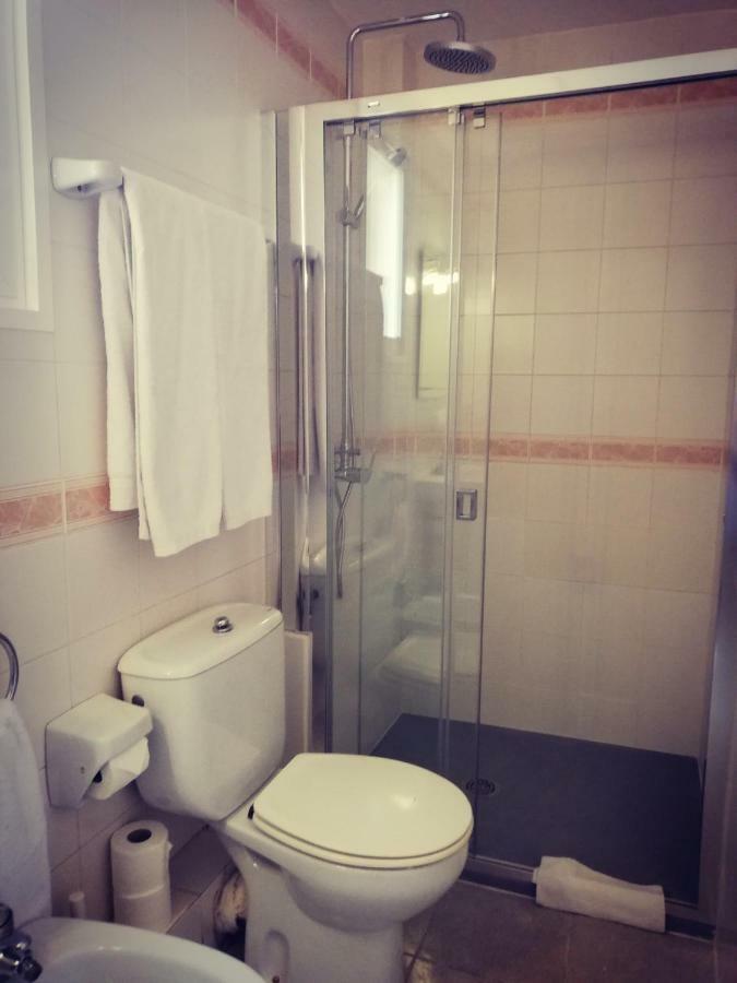 Hostal Parellades Sitges Extérieur photo