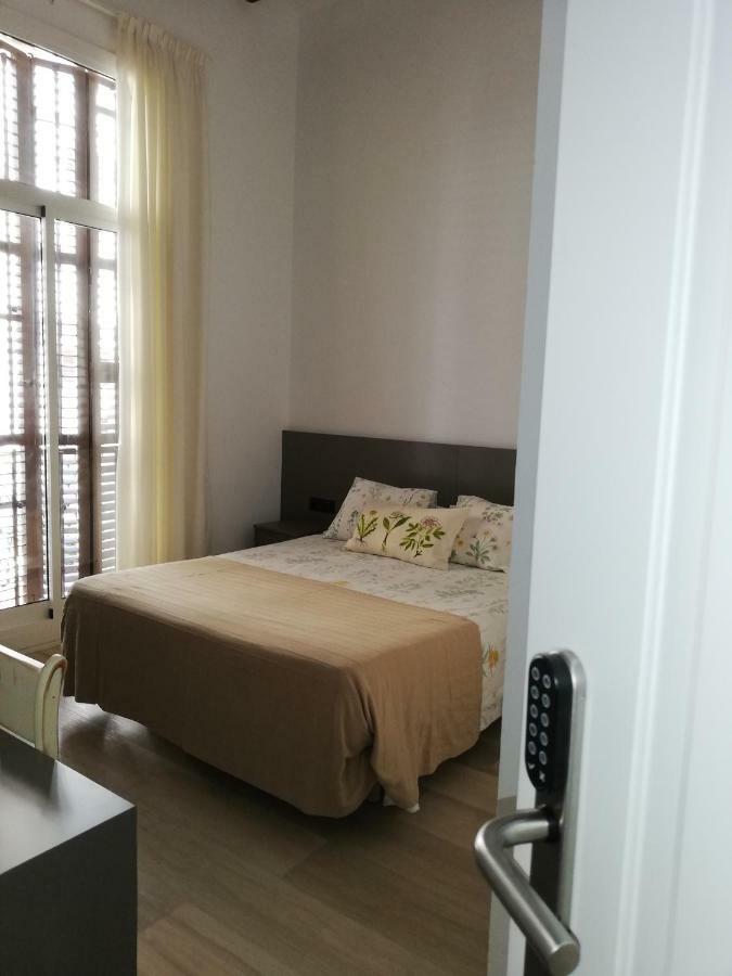 Hostal Parellades Sitges Extérieur photo